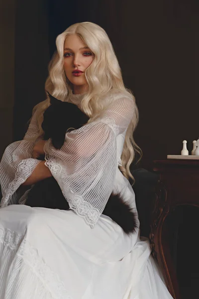 若いです女性でヴィンテージ白いドレスで座っている部屋で黒メイン クーン猫 — ストック写真