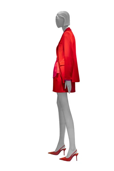 クリッピングパスと白の背景に隔離された完全な長さのマネキンのスタイリッシュな女性の赤いコートと靴 女性の秋服 — ストック写真