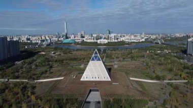 Astana (eski adıyla Akmolinsk, Çelinograd, Akmola ve daha yeni Nur-Sultan) Kazakistan 'ın başkentidir. 12 Eylül 2022