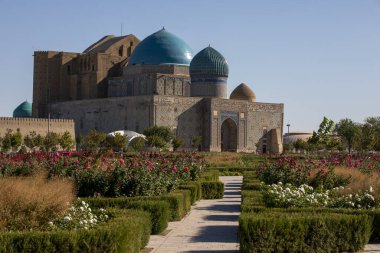 Khawaja Anıtmezarı Ahmed Yasawi, Kazakistan 'ın güneyindeki Türkistan şehrinde bir mozoledir..