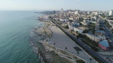 Aktau, Kazakistan 'ın güneybatısında Hazar Denizi' nin doğu kıyısında bir şehirdir..