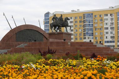 1991 yılına kadar Guryev olarak bilinen Atyrau, Kazakistan 'da bir şehirdir. Atyrau, Hazar Denizi kıyısında Ural Nehri 'nin ağzında Avrupa ile Asya arasında yer alan kıtalararası bir şehirdir.