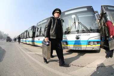 Kazakistan 'ın Almaty şehrinde yeni otobüsler 30.01.2015