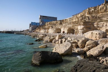 Aktau, Kazakistan 'da Hazar Denizi' nin doğu kıyısında yer alan bir şehirdir. 17 Ağustos 2018