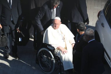 Astana, Kazakistan 'daki Roma Katolik Kilisesi' nin başı, Papa Francis. 15 Eylül. 2022