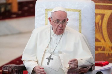 Astana, Kazakistan 'daki Roma Katolik Kilisesi' nin başı, Papa Francis. 15 Eylül. 2022