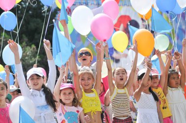 Kazakistan 'da Çocuk Günü. 1 Haziran 2015