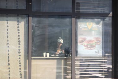 Kazakistan 'daki Almaty' de McDonald 's' ın açılışı. 23 Ocak. 2024