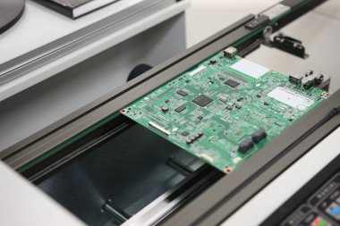 Televizyonların montajı için Almatı 'daki LG tesisi. 23.08.2012.