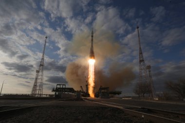 Soyuz MS-25 uzay aracı Uluslararası Uzay İstasyonu 'na (UUİ) Baikonur Kozmodromu' nun fırlatma rampasından fırlatılır. Kazakistan, 23 Mart 2024.
