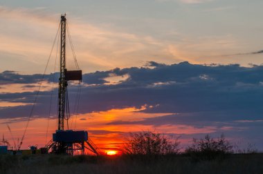 Kazakistan 'ın Atyrai bölgesinde petrol sahası.