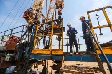 Atyrau bölgesindeki havalimanı petrol sahası, Kazakistan .22.10.2024