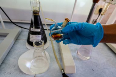 Atyrau bölgesindeki havalimanı petrol sahası, Kazakistan .22.10.2024