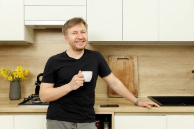 İş yerinde bir adam portresi