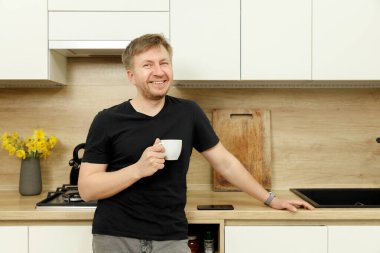 İş yerinde bir adam portresi