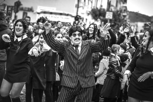 Diano Marina Italia 2023 Cosplayers Danzanti Costume Mercoledì Addams Reportage — Foto Stock