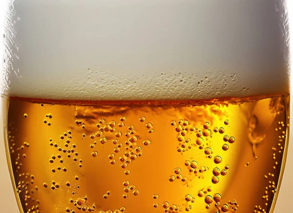 Macro Shot Cerveja Com Bolhas Espuma — Fotografia de Stock