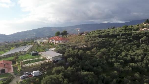 Zdjęcia Dronów Zrobione Góry Pokazują Liguryjskie Zaplecze Włoskiego Miasta Imperia — Wideo stockowe