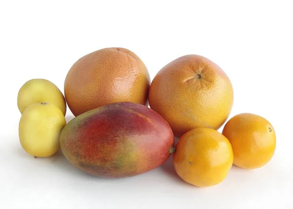 Olika Flerfärgade Tropiska Frukter Som Hälsosam Vegetarisk Mat — Stockfoto