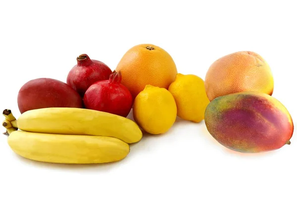 Různé Vícebarevné Tropické Ovoce Jako Zdravé Vegetariánské Jídlo — Stock fotografie