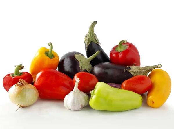 Vários Vegetais Multicoloridos Como Alimento Vegetariano Saudável — Fotografia de Stock