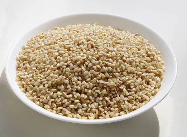 Körner Von Rundem Braunem Reis Zum Kochen Einer Gesunden Vegetarischen — Stockfoto