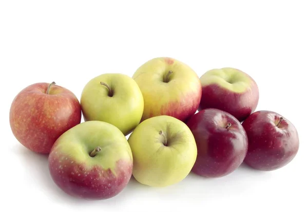 Renkli Tatlı Lezzetli Elmalar Yakın — Stok fotoğraf