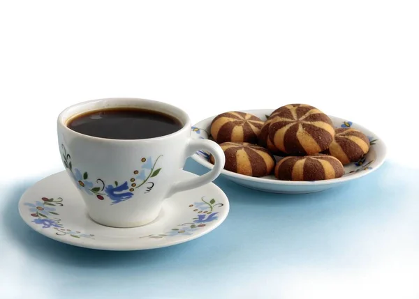Filiżanka Gorącej Kawy Smaczne Różne Ciasta Lub Ciasteczka Zbliżyć — Zdjęcie stockowe