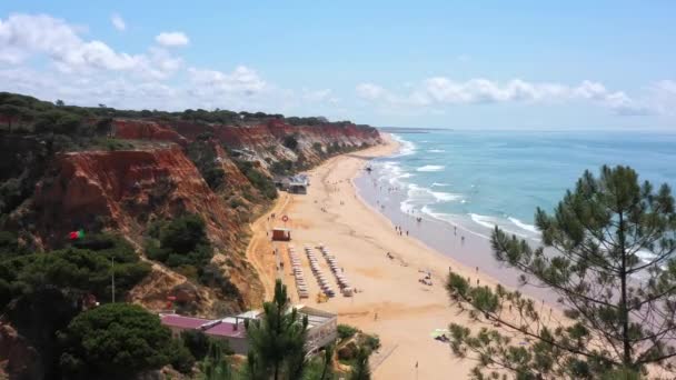 Amazing Aerial Sea View Portuguese Beaches Tourists Nature Falesia Beach — Stock Video