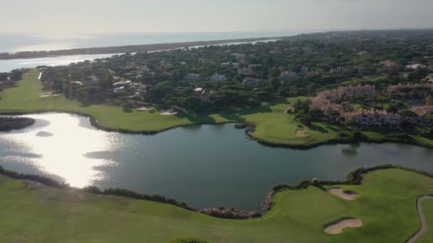 Amazing Aerial Views Quinta Lago Village Lake Golf Courses High — Stockvideo