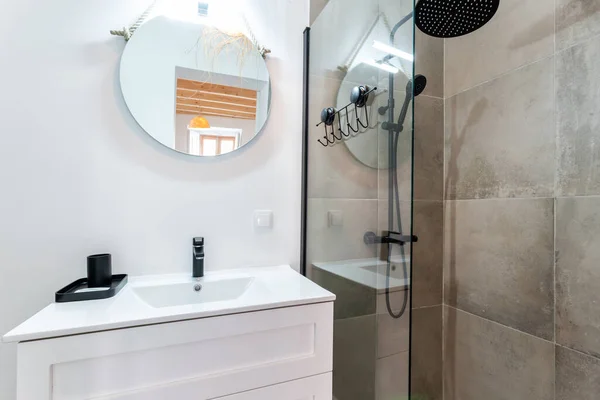 Cabine Douche Lavabo Modernes Pour Hygiène Intérieure Toilettes Dans Appartement — Photo