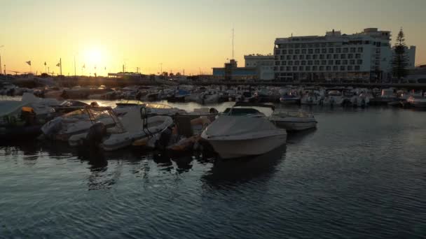 Prachtige Avond Zonsondergang Portugese Zuidelijke Stad Faro Jachthaven Aan Pier — Stockvideo