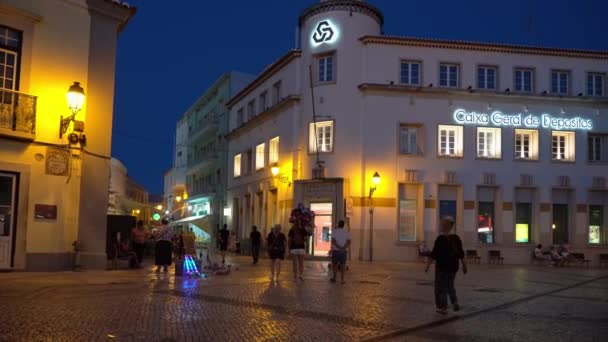 Ruas Noturnas Cidade Portuguesa Faro Verão Durante Época Turística 2023 — Vídeo de Stock