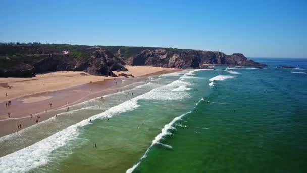 Letecké Video Natočené Dronem Mořského Zálivu Pláže Blízkosti Vesnice Odecixe — Stock video