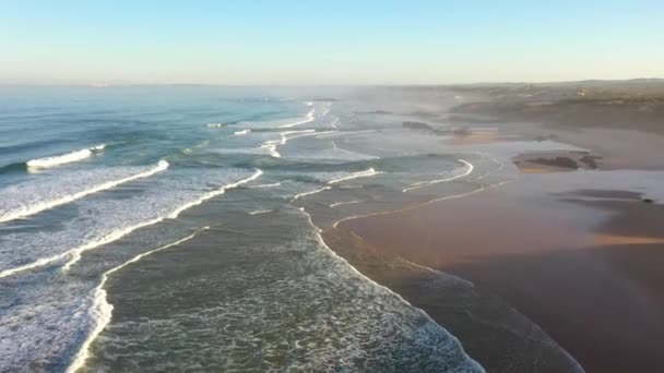 Vista Aérea Playa Praia Malhao Amanecer Con Niebla Neblina Portugal — Vídeos de Stock