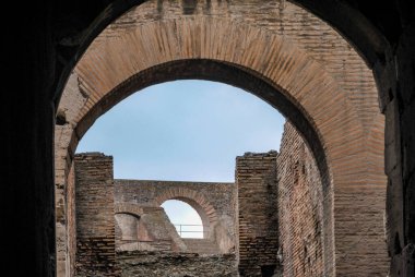 İtalya, Roma 'da Colosseum' un içeriden görünüşü