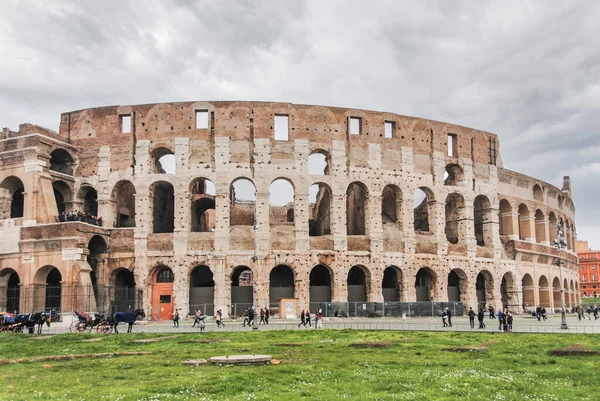 Kilátás Kolosszeum Rómában Olaszország — Stock Fotó