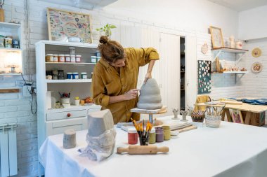 Bir seramistin odak noktası kildir.