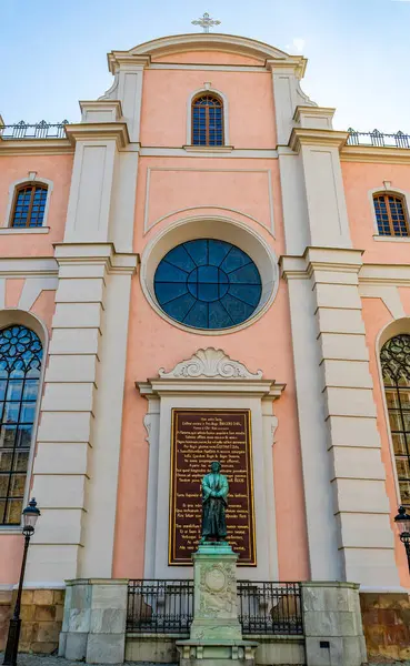 Stockholm 'deki Aziz Nicholas Katedrali cephesi