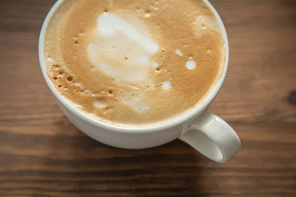 Большая Белая Чашка Кофе Капучино — стоковое фото