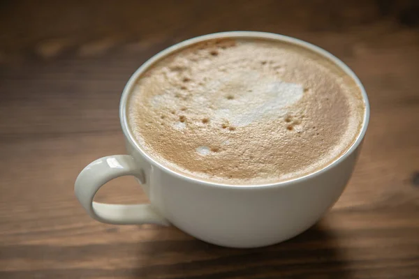 Большая Белая Чашка Кофе Капучино — стоковое фото