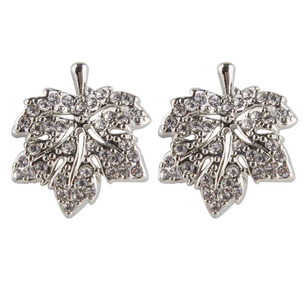 Paar Silberne Diamant Ohrringe Für Die Braut Auf Weißem Hintergrund — Stockfoto