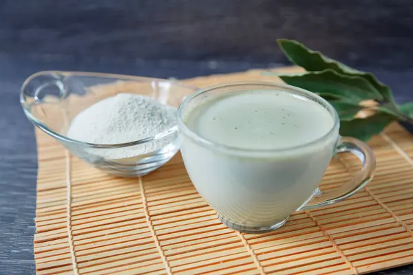 Matcha Latte Green Cup Fashionable Tea Trend Japan — Stock Photo, Image
