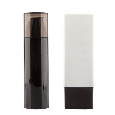 Plastik ambalajı beyaza izole edilmiş bir kozmetik ürün için ayarla. Katlanabilir kozmetik kaplar.