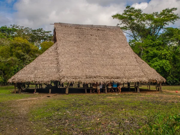 Iquitos Peru Mar 2018 House Yagua Törzs Indián — Stock Fotó