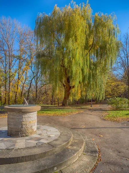 Autumn Weeping Willow Sundial — Stock Photo, Image