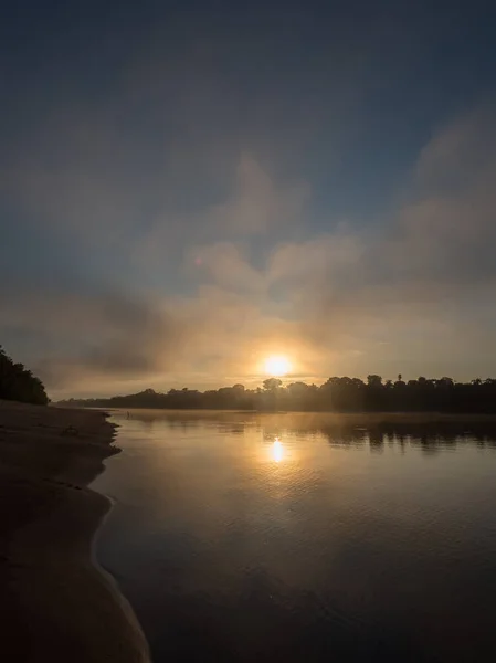 Sonnenaufgang Über Dem Javarii Fluss Einem Nebenfluss Des Amazonas Sandstrand — Stockfoto