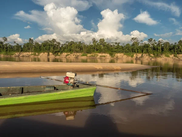 Houten Boten Het Zandstrand Aan Javari Zijrivier Van Amazone Tijdens — Stockfoto