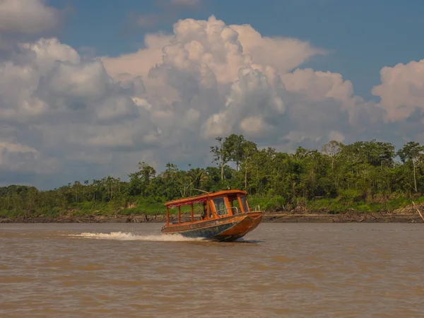 Rio Amazonas Brasil Setembro 018 Velocidade Barco Com Moradores Rio — Fotografia de Stock