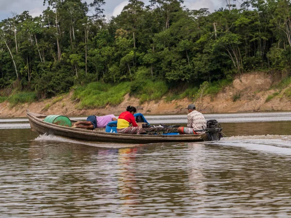 Amazon River Brazil Sep 2018 Small Boat Locals Amazon River — Stock Photo, Image